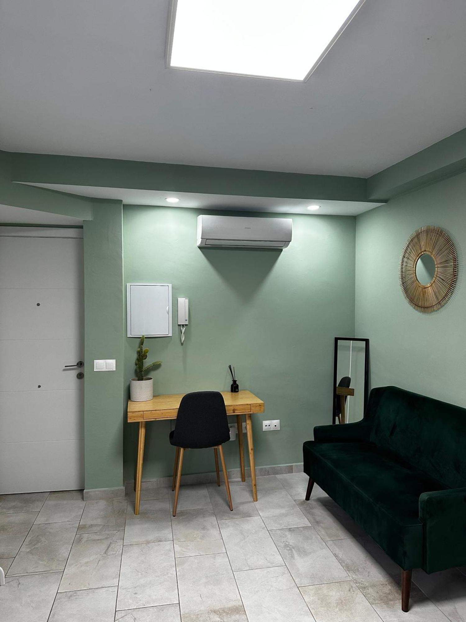 Lovely Studio Apartment Malaga Center Exterior foto